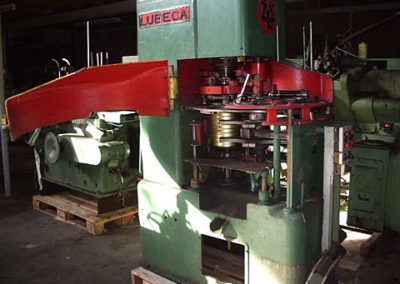 Lubeca LW211 automatische sluitmachine